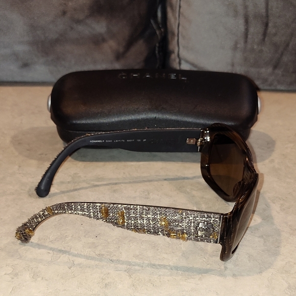 CHANEL TWEED SUNGLASSES 5240 - Picture 7 of 14